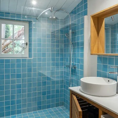 Holiday home Les Joublanchas : Maison Familiale Et Campagne Pour 16 *