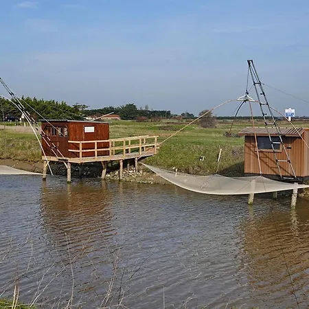 Les Joublanchas : Maison Familiale Et Campagne Pour 16 * Notre-Dame-de-Monts