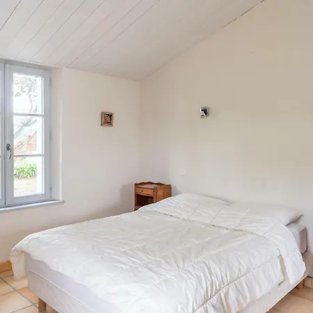 Les Joublanchas : Maison Familiale Et Campagne Pour 16 Ferienhaus *