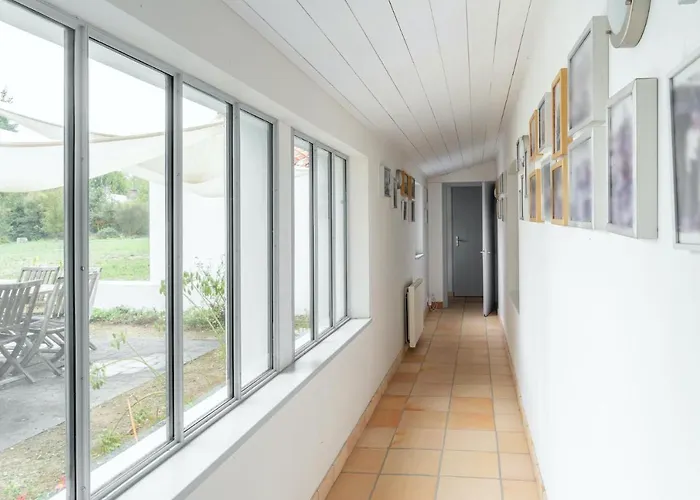 Les Joublanchas : Maison Familiale Et Campagne Pour 16 Hébergement de vacances Notre-Dame-de-Monts