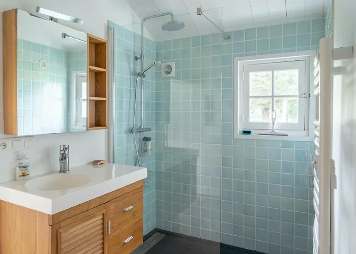 Les Joublanchas : Maison Familiale Et Campagne Pour 16 Hébergement de vacances Notre-Dame-de-Monts