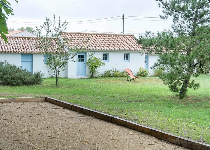 Les Joublanchas : Maison Familiale Et Campagne Pour 16 Hébergement de vacances